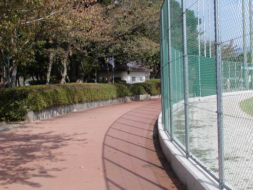 駕与丁公園グランド横のトイレ